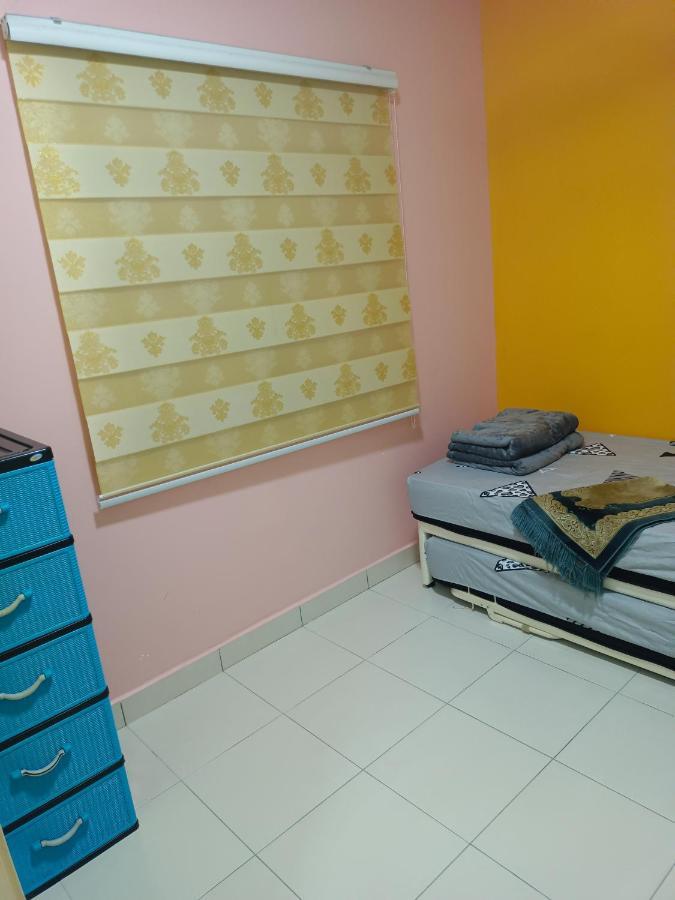Nena Homestay Setia Alam, Air Conditioned, High Speed Internet Shah Alam Exterior foto