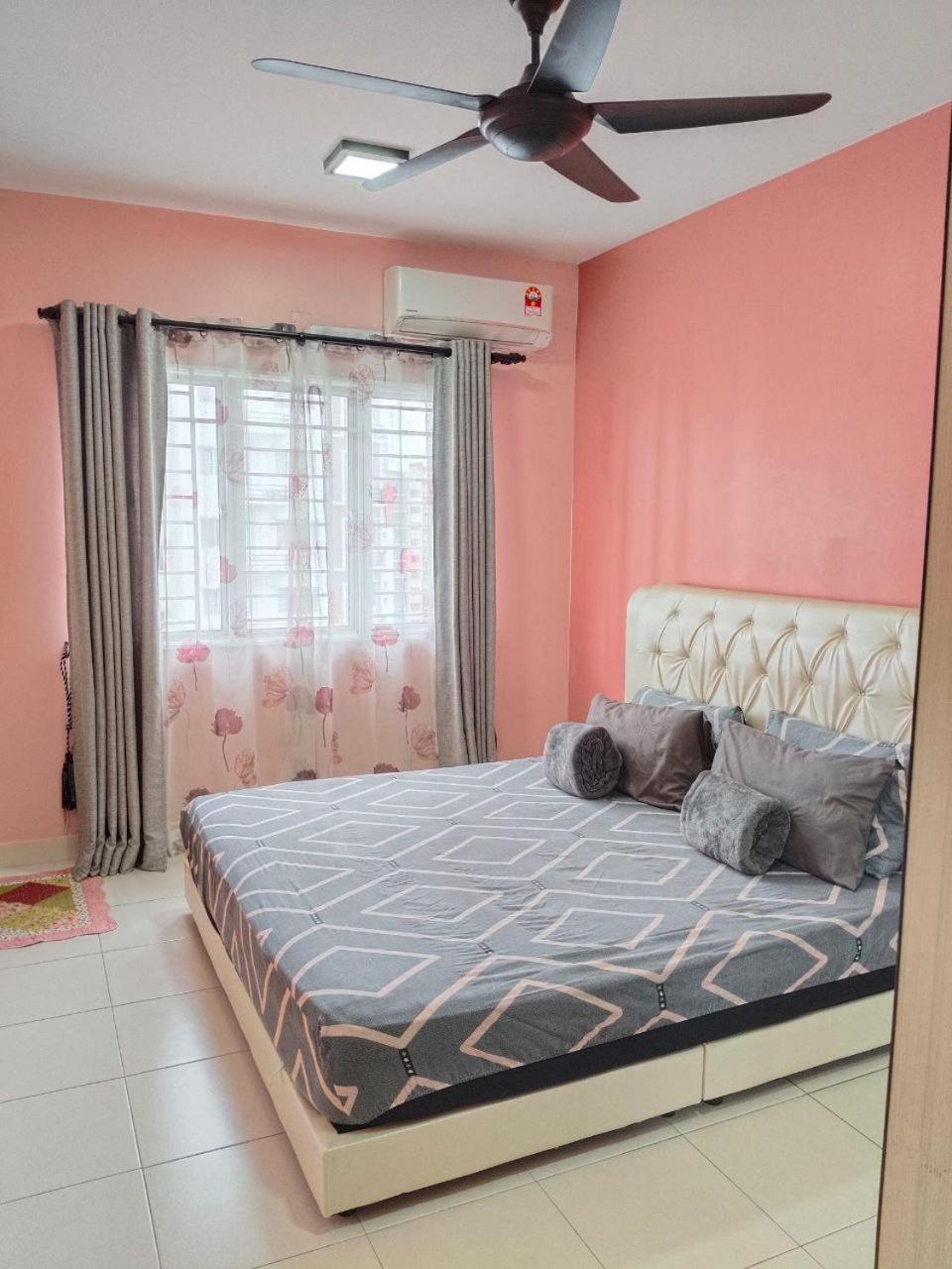 Nena Homestay Setia Alam, Air Conditioned, High Speed Internet Shah Alam Exterior foto