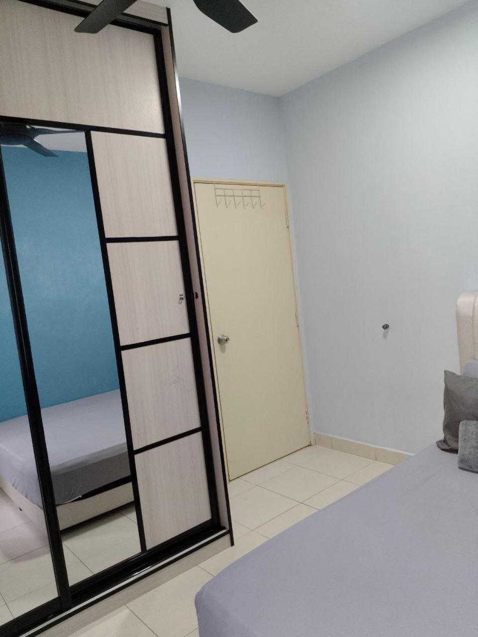 Nena Homestay Setia Alam, Air Conditioned, High Speed Internet Shah Alam Exterior foto